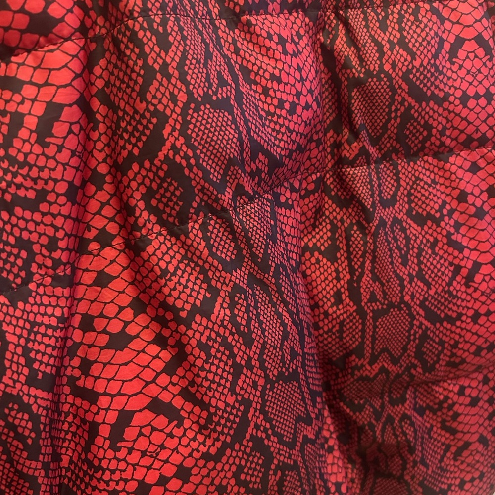 ZARA Women’s Red Snake Skin-Print Puffer Jacket – Size Large Coat - Picture 5 of 6